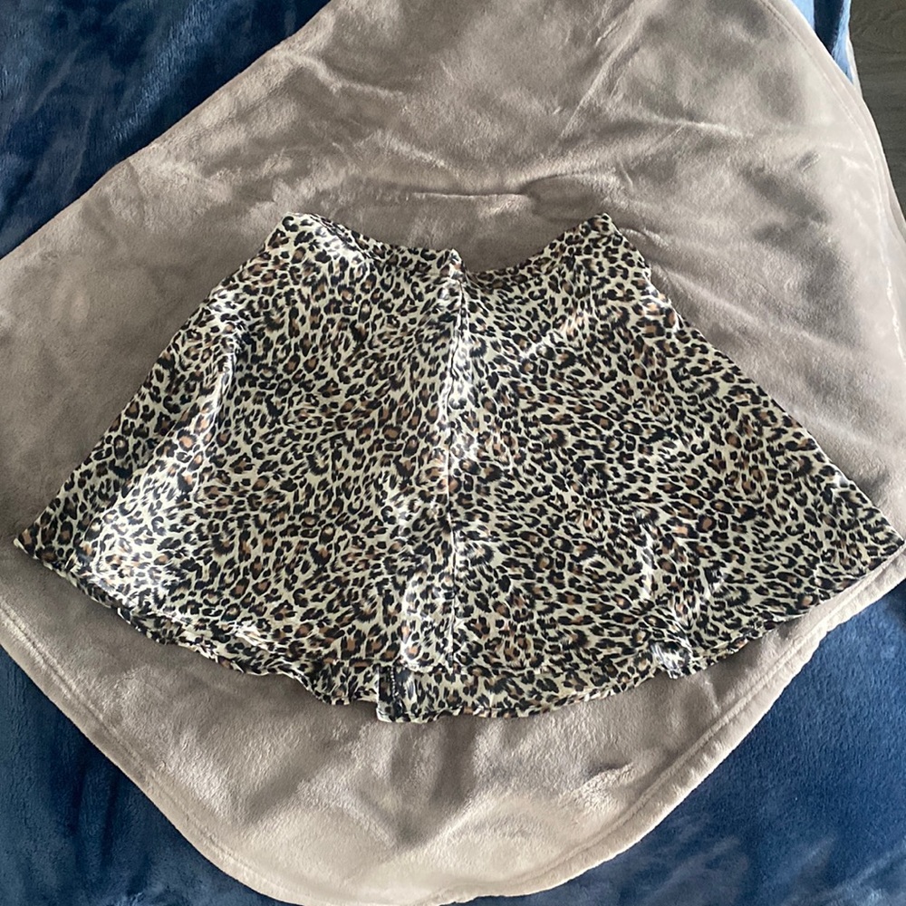Cute leopard printed skirt